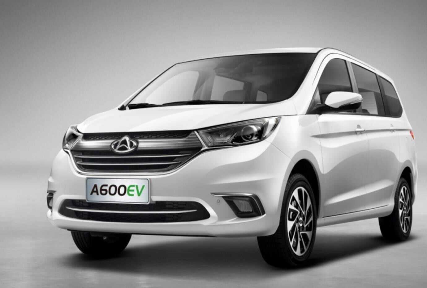 長安歐尚A600EV