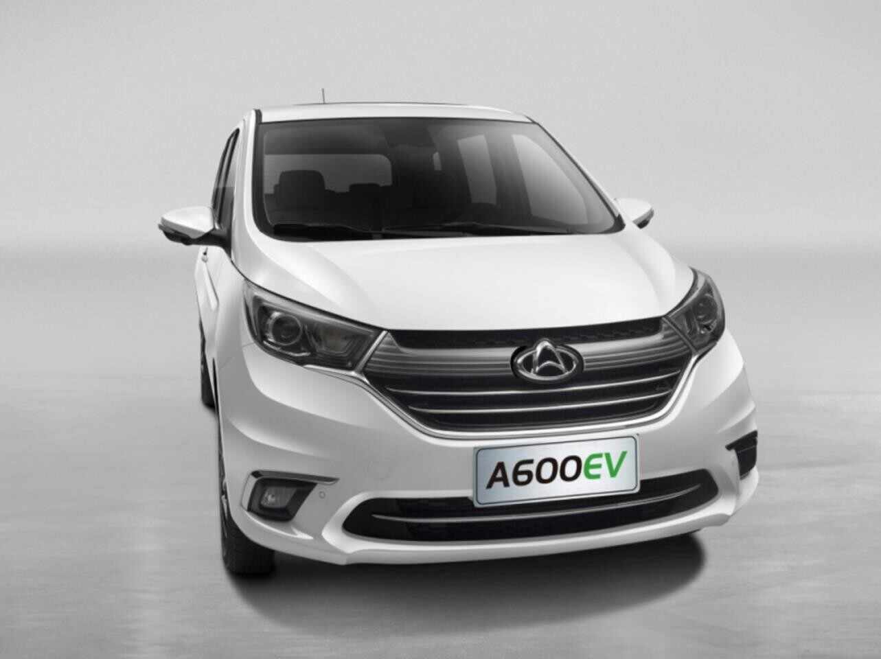 長安歐尚A600EV